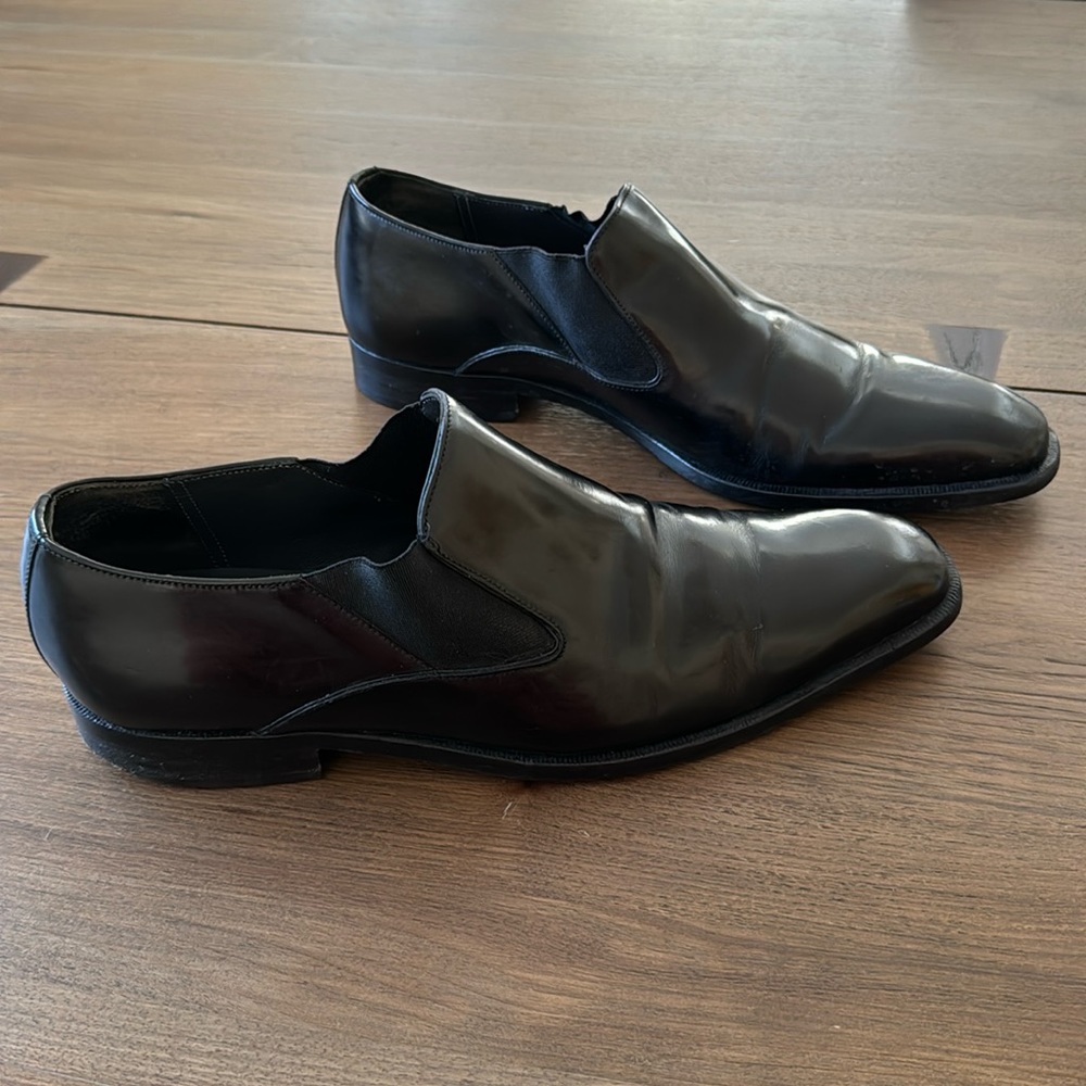 Bally Camian Loafer, Black size US 10.  Amazing Condition!